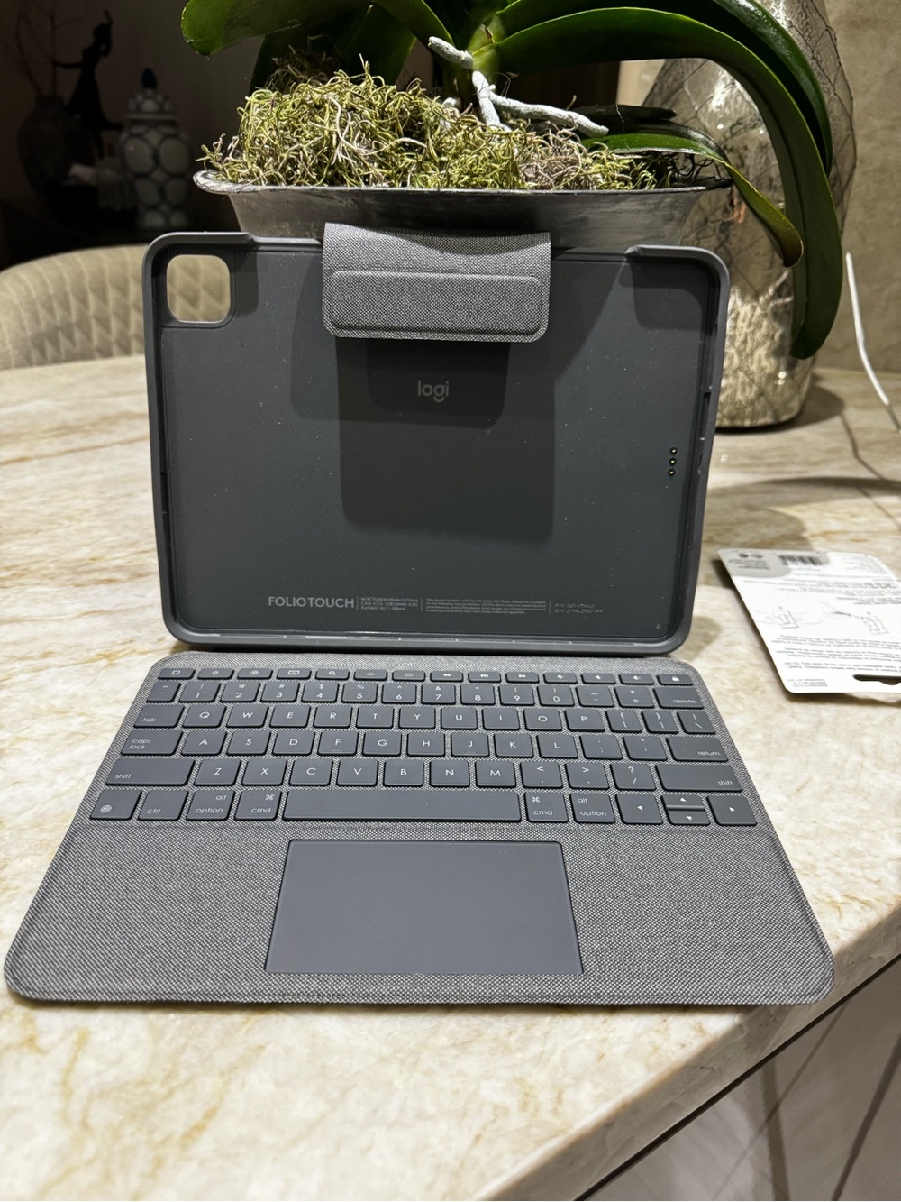 Logitech Folio Touch Keyboard Case - Gray